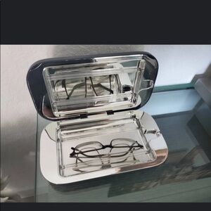 3 UV C sanitizer and charger keeps your phone clean germ-free